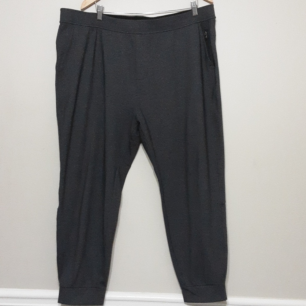 Public rec men's performance sweatpants jogger size 42/30 pull on